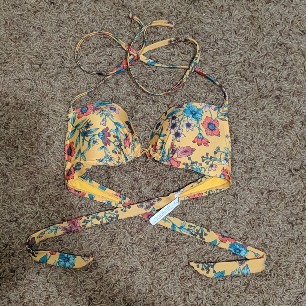 Floral Designed Wrapped Bikini Top